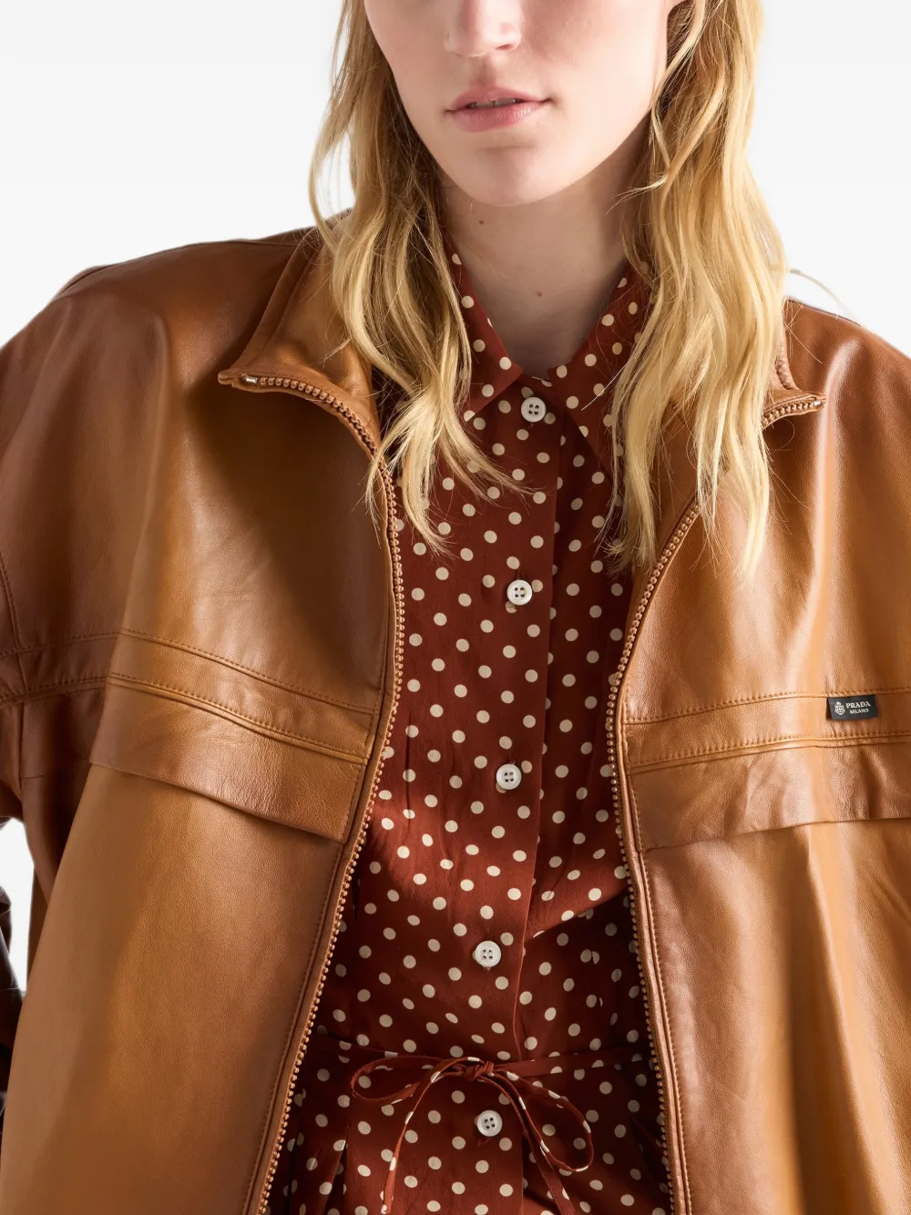 Prada Blouse met stippen Bruin