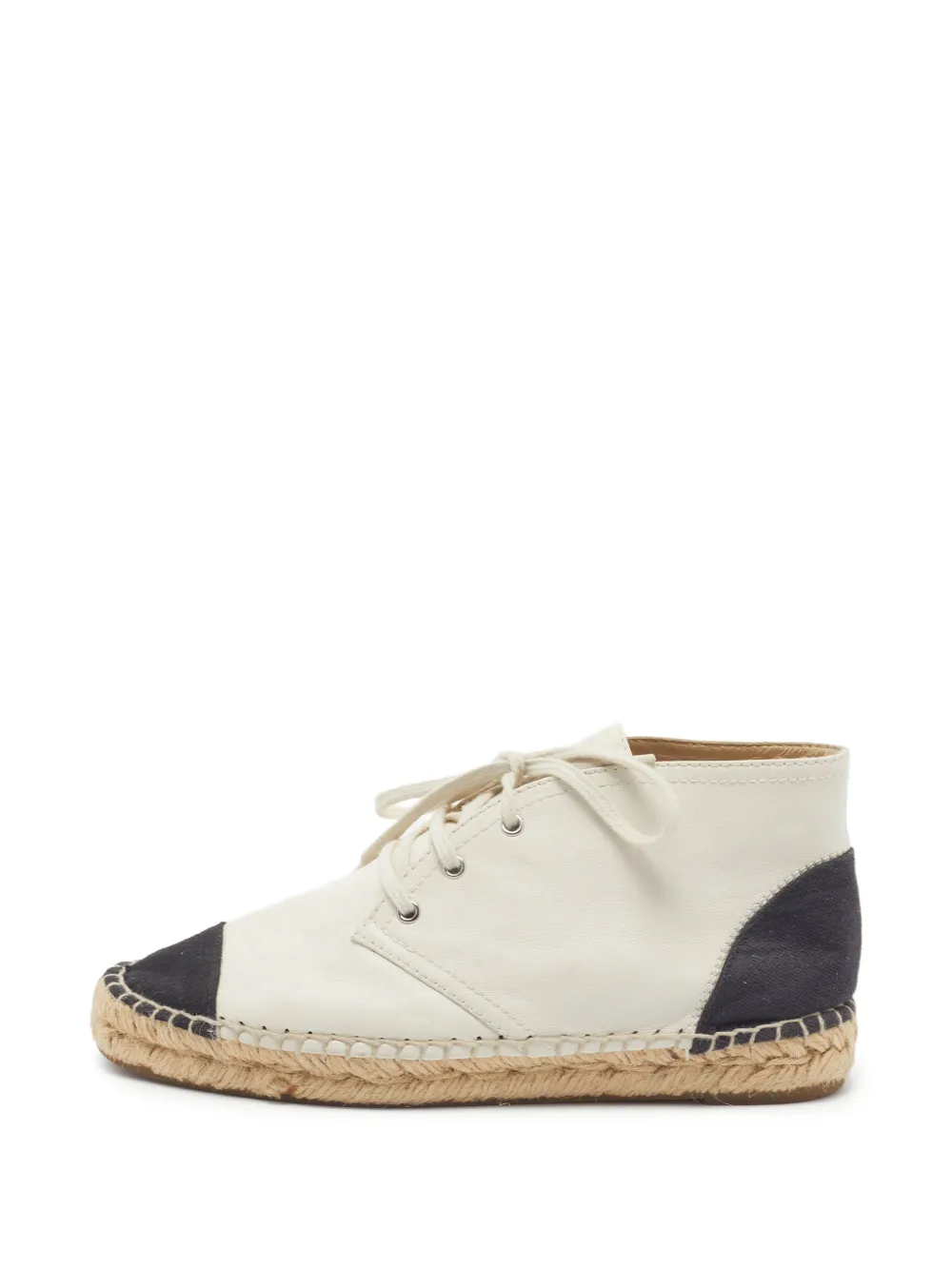 CHANEL Pre-Owned lace-up flat espadrilles - Nude