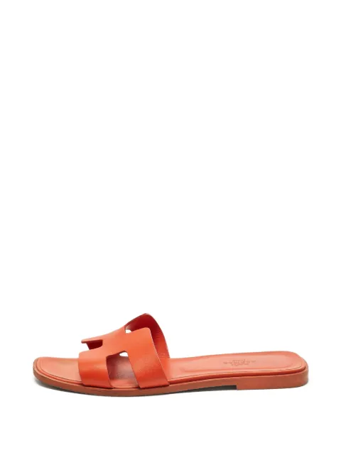 Hermès Pre-Owned Oran leather flat sandals