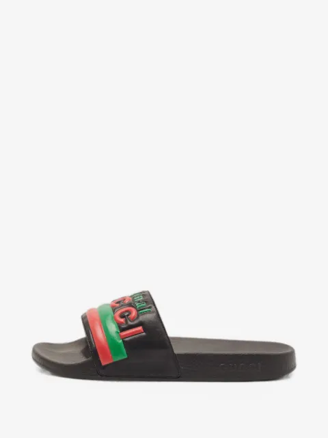 Gucci Pre-Owned flip flops con logo en relieve