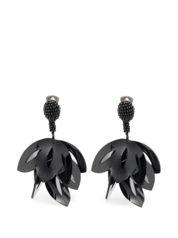 Oscar de la Renta Pre-owned Beaded Clip-on Earrings in Grey