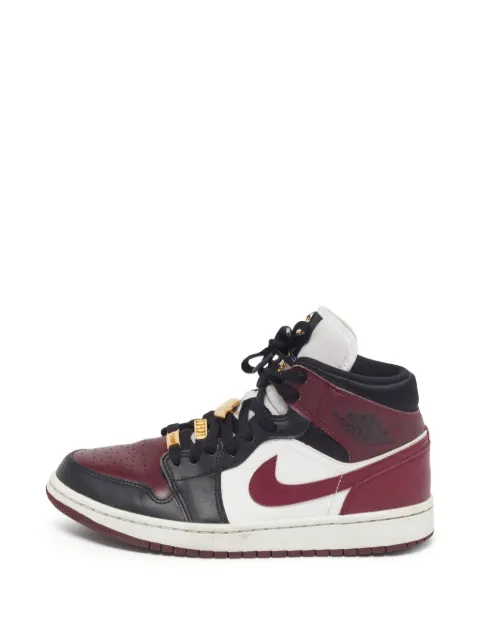 Jordan Air Jordan 1 Mid SE hi-top sneakers