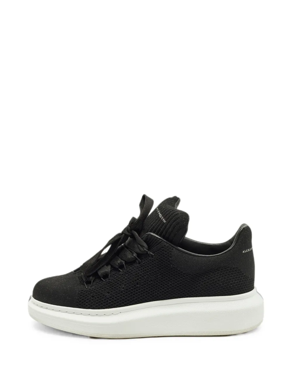 Alexander McQueen Pre-Owned oversized knitted low-top sneakers - Black