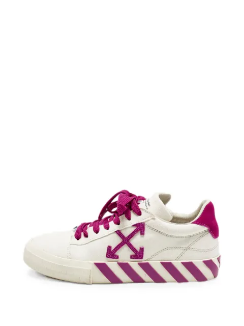 Off-White Pre-Owned Vulcanized low-top sneakers
