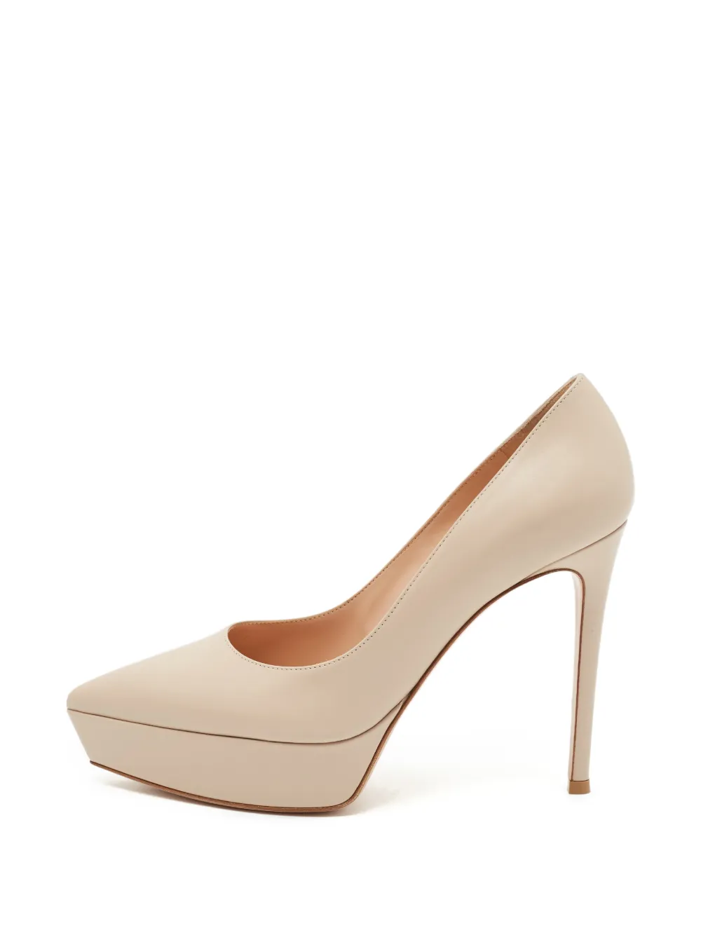 Gianvito Rossi Dasha platform pumps - Nude