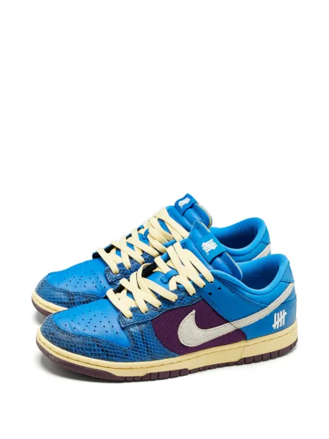Nike Sneakers Dunk Undefeated 5 On It vs. Sneakers AF1