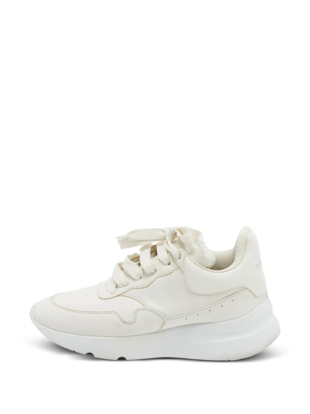 Alexander McQueen Pre-Owned oversized lace-up low-top sneakers - Nude
