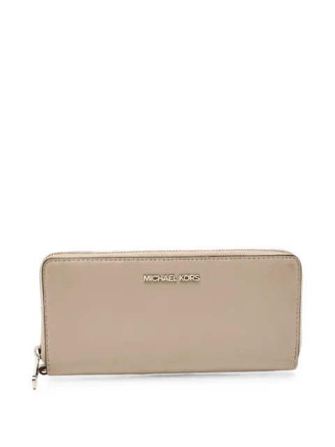 Michael Kors Vintage Zip-around continental wallet