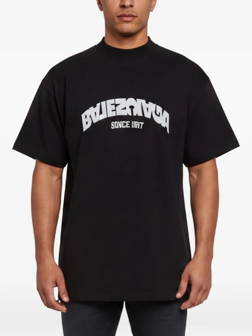 Balenciaga Pre-Owned logo-embroidered T-shirt - Nero