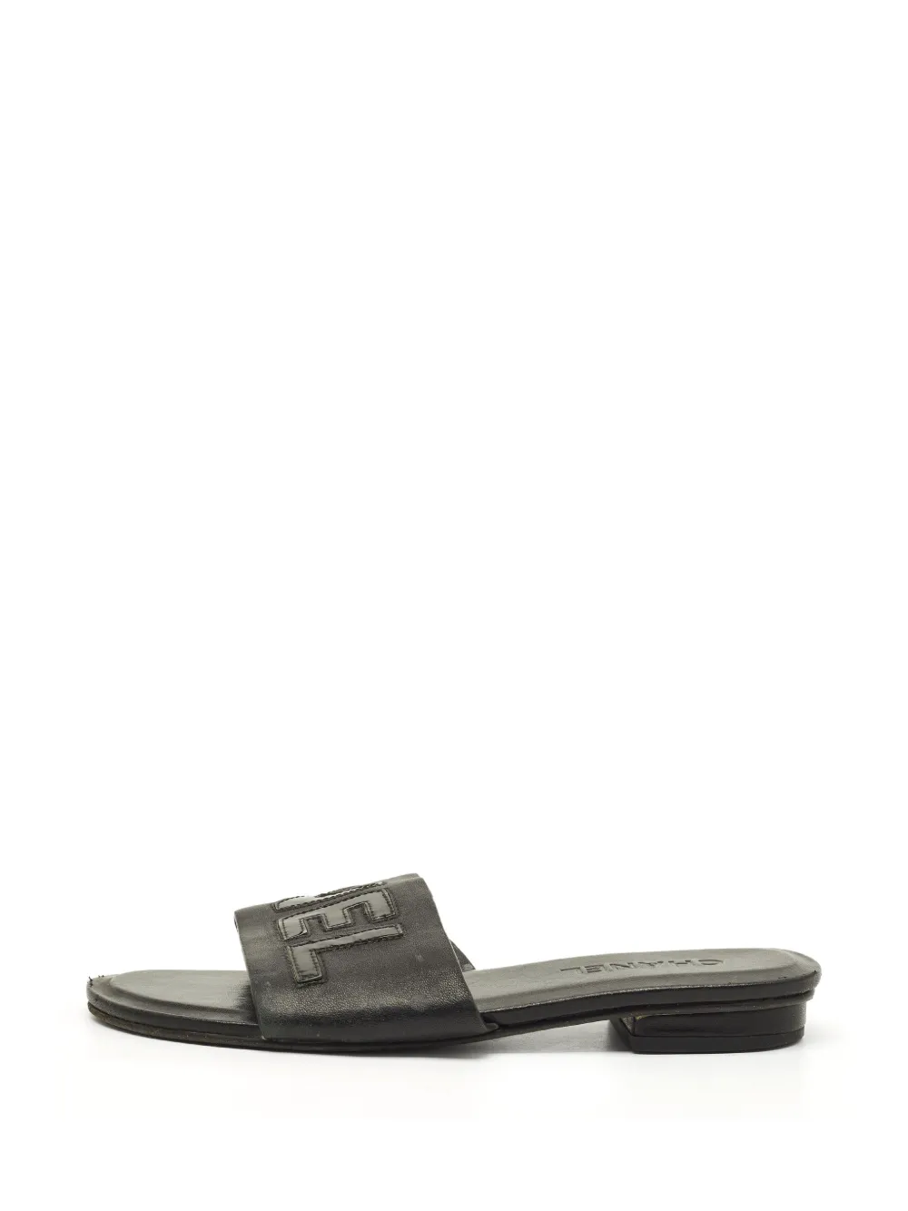 CHANEL Pre-Owned logo leather slides - Black