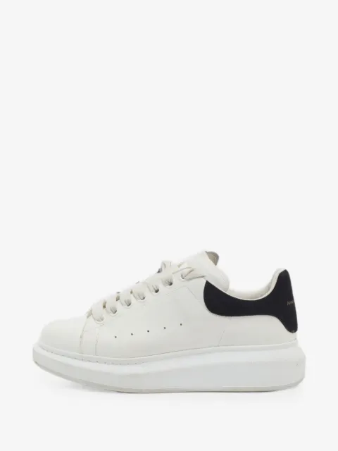 Alexander McQueen Pre-Owned Oversized leather sneakers