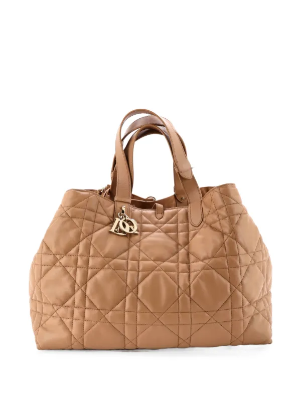 Dior Pre-owned Toujours Macrocannage Quilt Calfskin Large Tote Bag in Neutrals