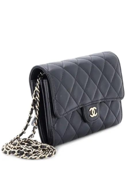 CHANEL Pre-Owned bolsa crossbody Classic Flap Wallet mini dep iel de cordero capitonada