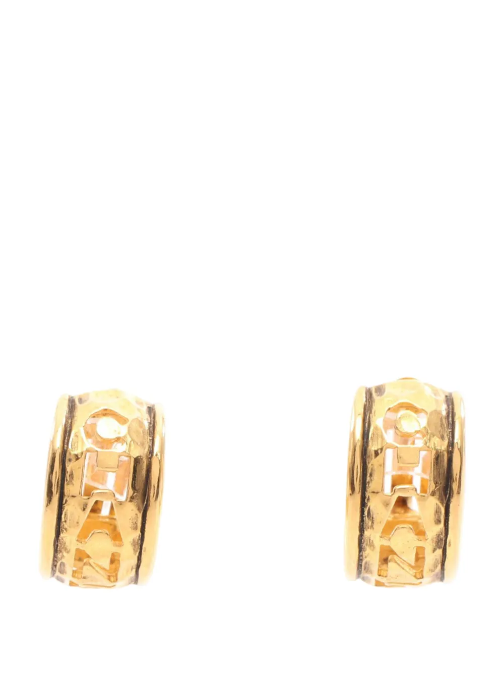 CHANEL Pre-Owned 20th Century Gold Plated Cut Out Logo Half Hoop Clip On Earrings costume earrings - Oro