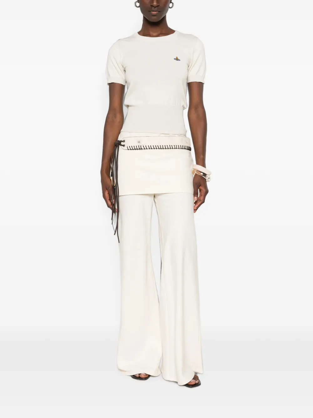 Vivienne Westwood Bea top met korte mouwen en geborduurde Orb Beige