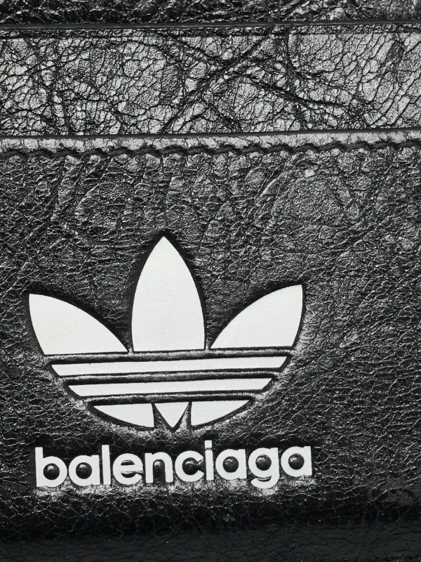 Balenciaga Pre-Owned x Adidas カードケース | ブラック | FARFETCH JP