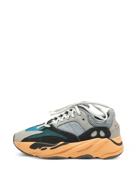 adidas Yeezy 부스트 700 스니커즈