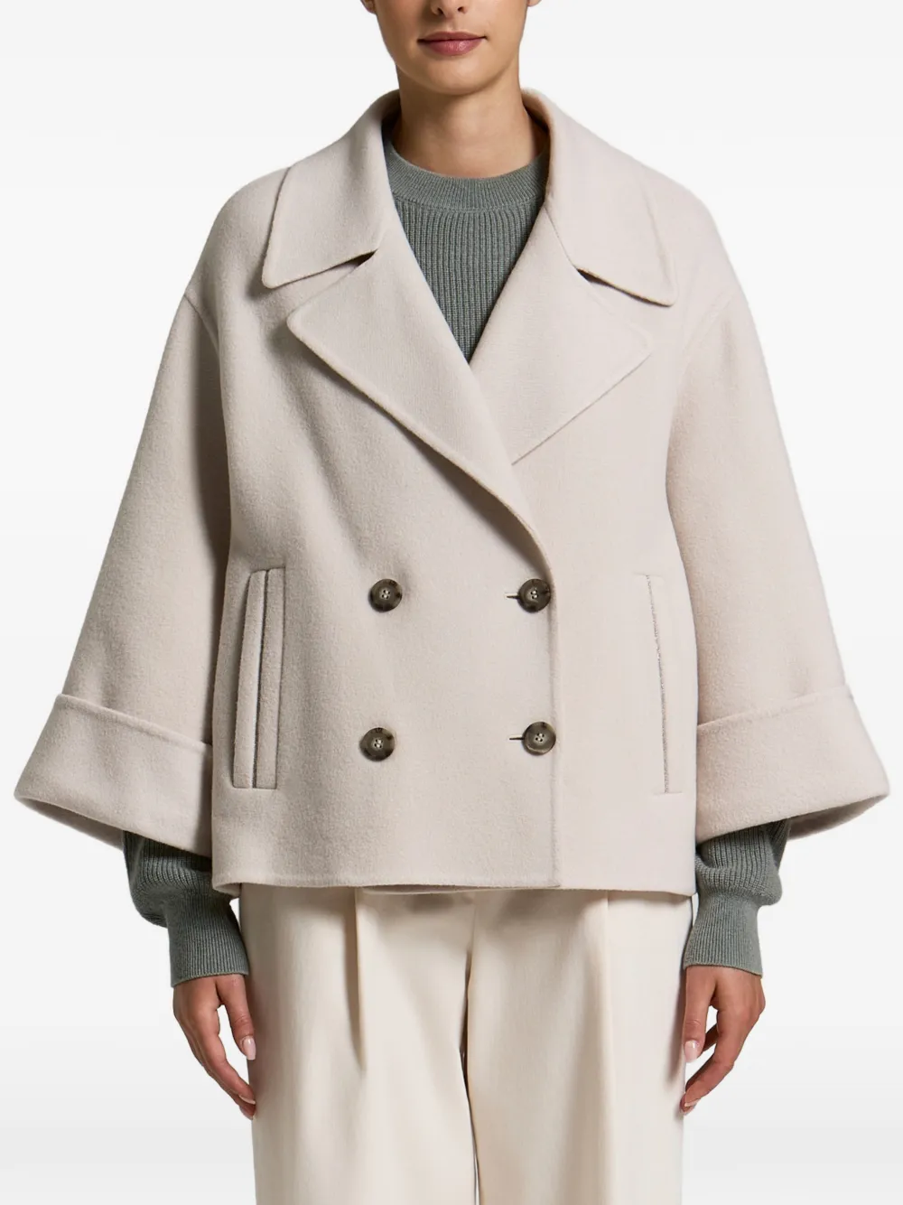 Peserico Cape met dubbele rij knopen Beige