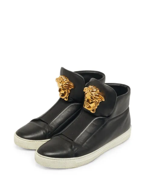 Versace Pre-Owned Palazzo logo-plaque sneakers