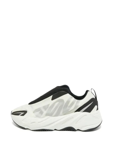 adidas Yeezy Boost 700 MNVN Analog slip-on sneakers
