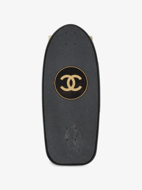 CHANEL Pre-Owned لوح تزلج 'كروز' مبطن بنقش المعين وشعار CC
