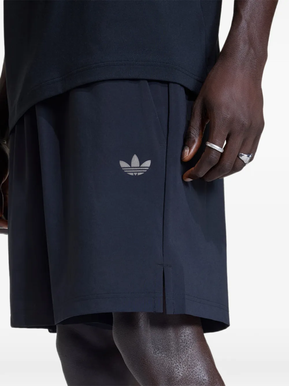 adidas Tech Trefoil Essentials logo shorts Blauw