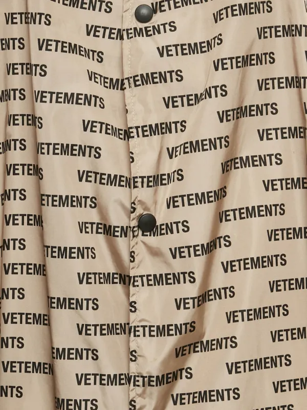 vetements コート VETEMENTS ロゴ レインコート | ニュートラル | FARFETCH JP