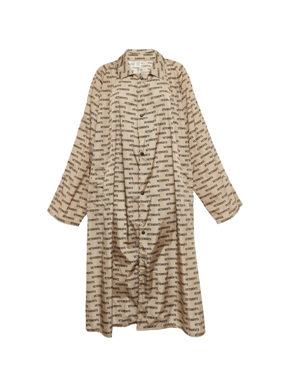VETEMENTS logo-print button-down raincoat - Nude