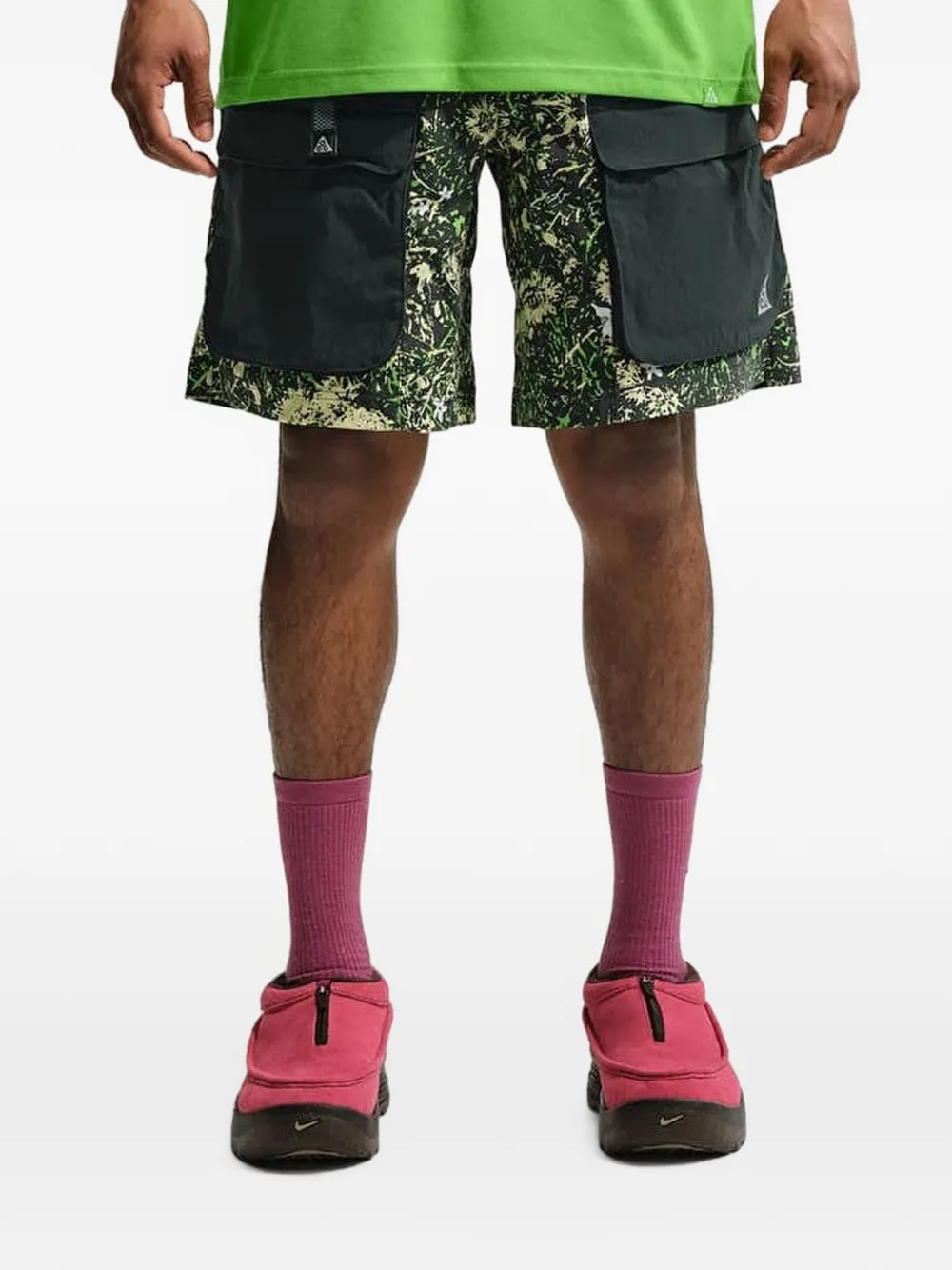 Nike Smith Summit Floral-print Cargo Shorts In Green