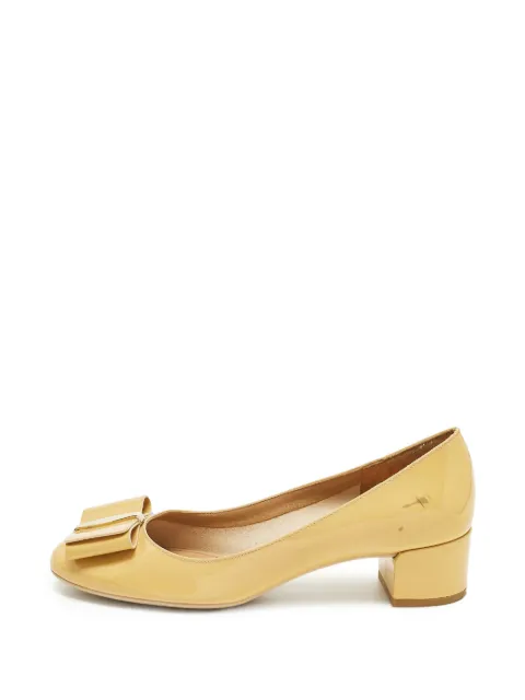 Ferragamo Pre-Owned bow-detail leather pumps