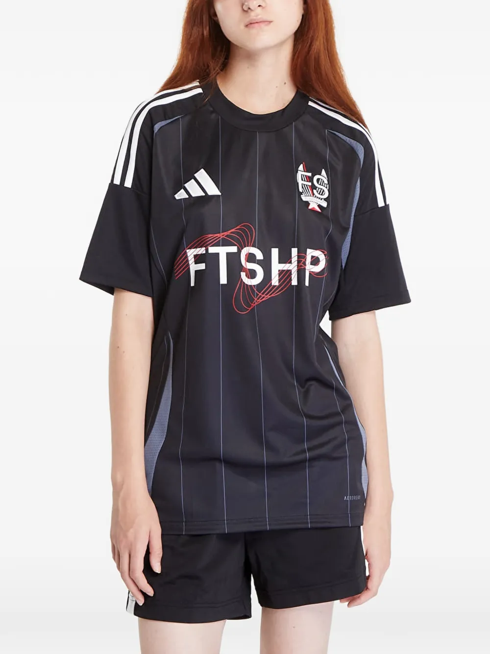 adidas x Footshop Euro Style Cup T-shirt met krijtstreep Zwart