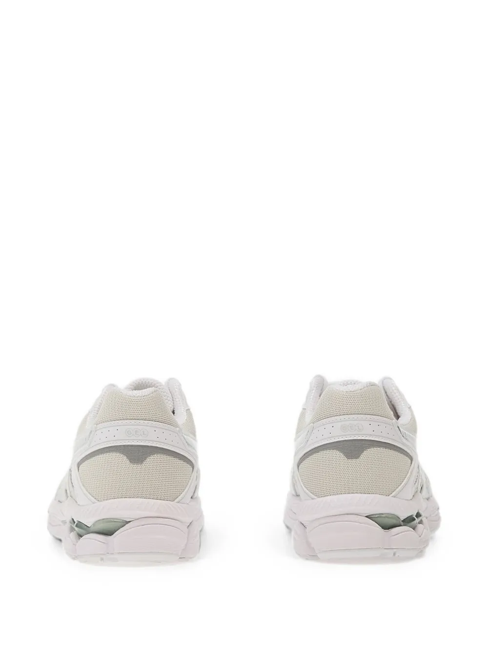 ASICS Gel-Cumulus 16 sneakers Beige