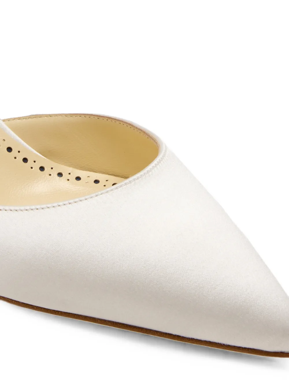 Manolo Blahnik Carolyne Bride pointed-toe slingback pumps Wit