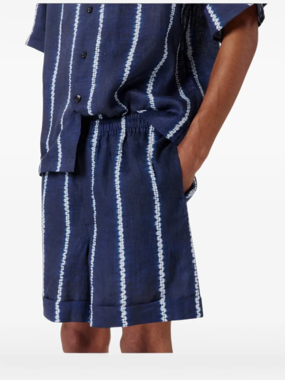 COMMAS Shibori stripe shorts Blauw