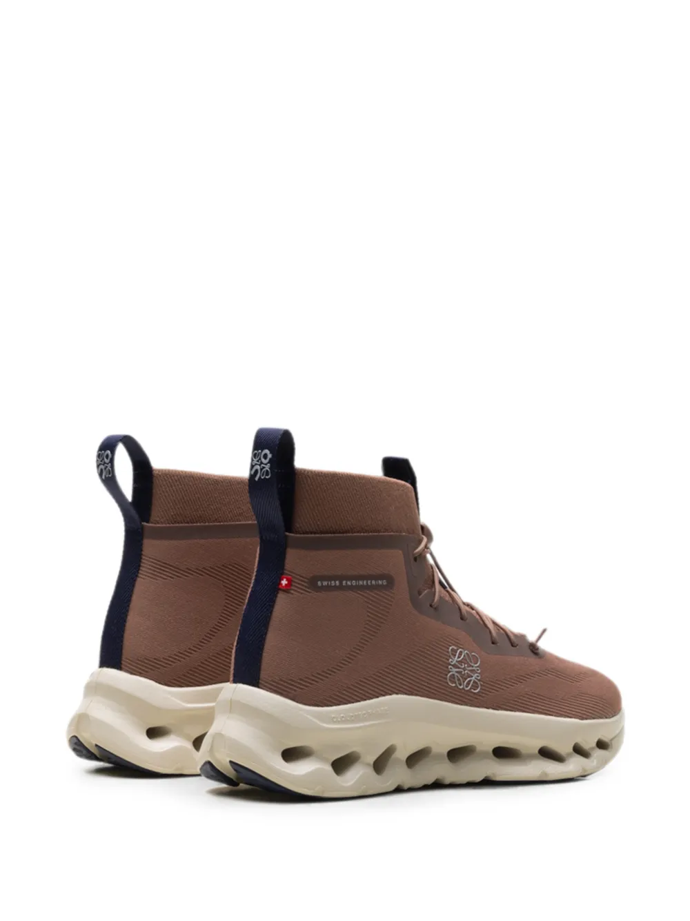 LOEWE Cloudtilt Hi sneakers Bruin