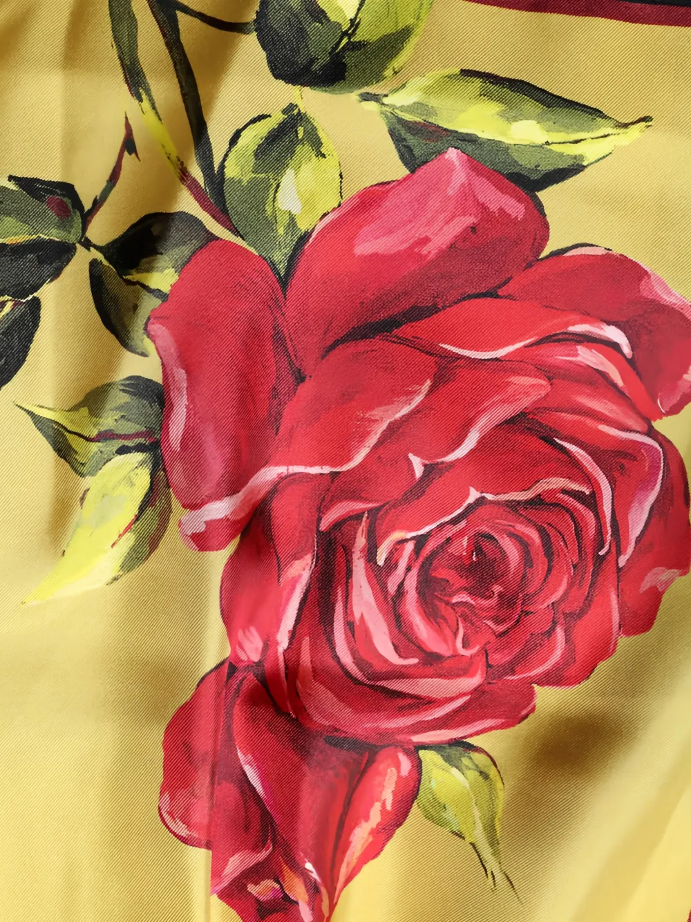 Dolce & Gabbana Shorts met roos-print en plooien Geel
