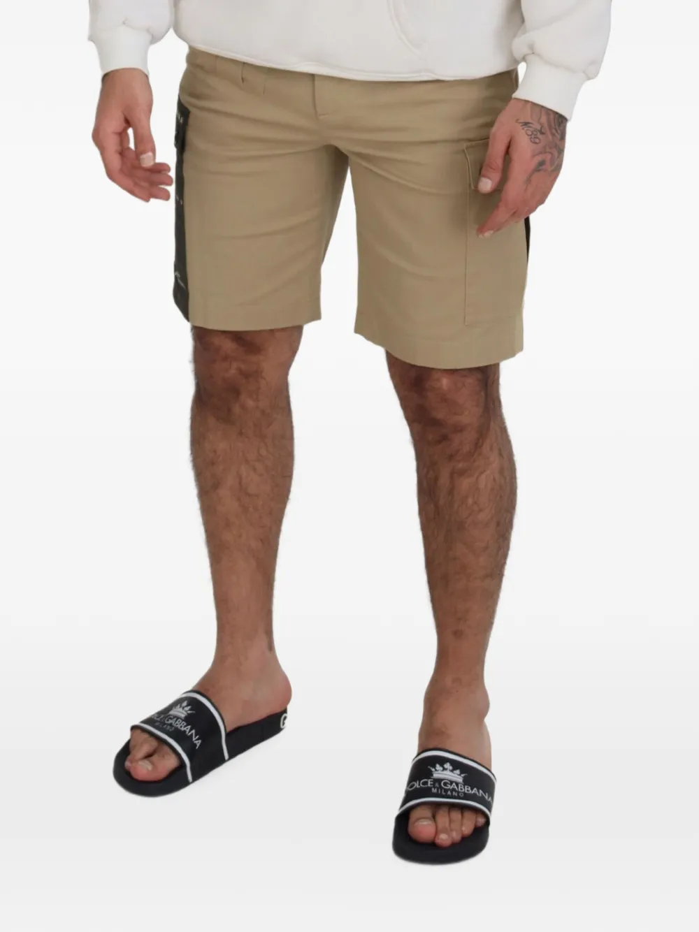 Dolce & Gabbana Cargo shorts met vlakken en logo-print Beige