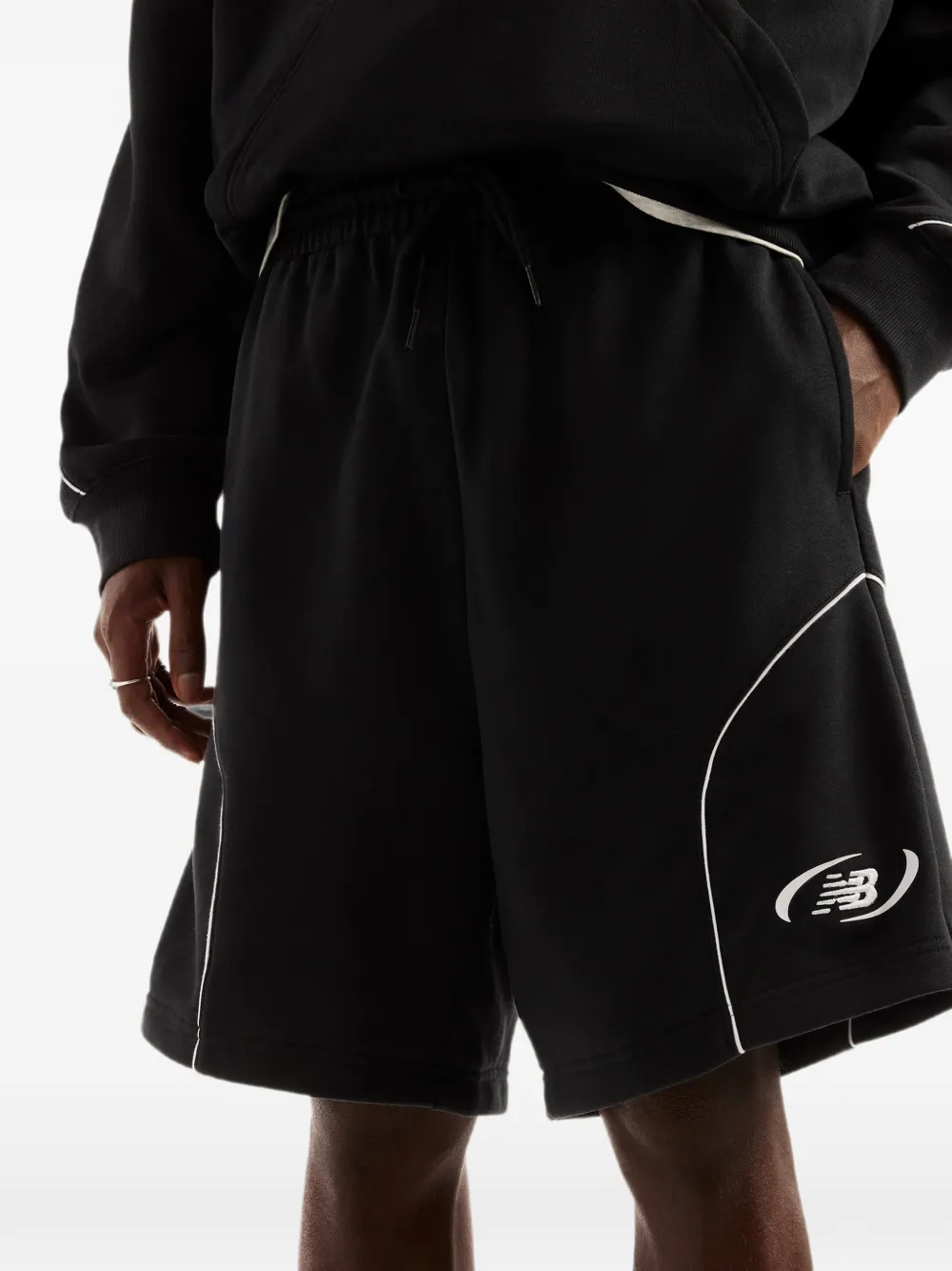 New Balance Trackside shorts Zwart
