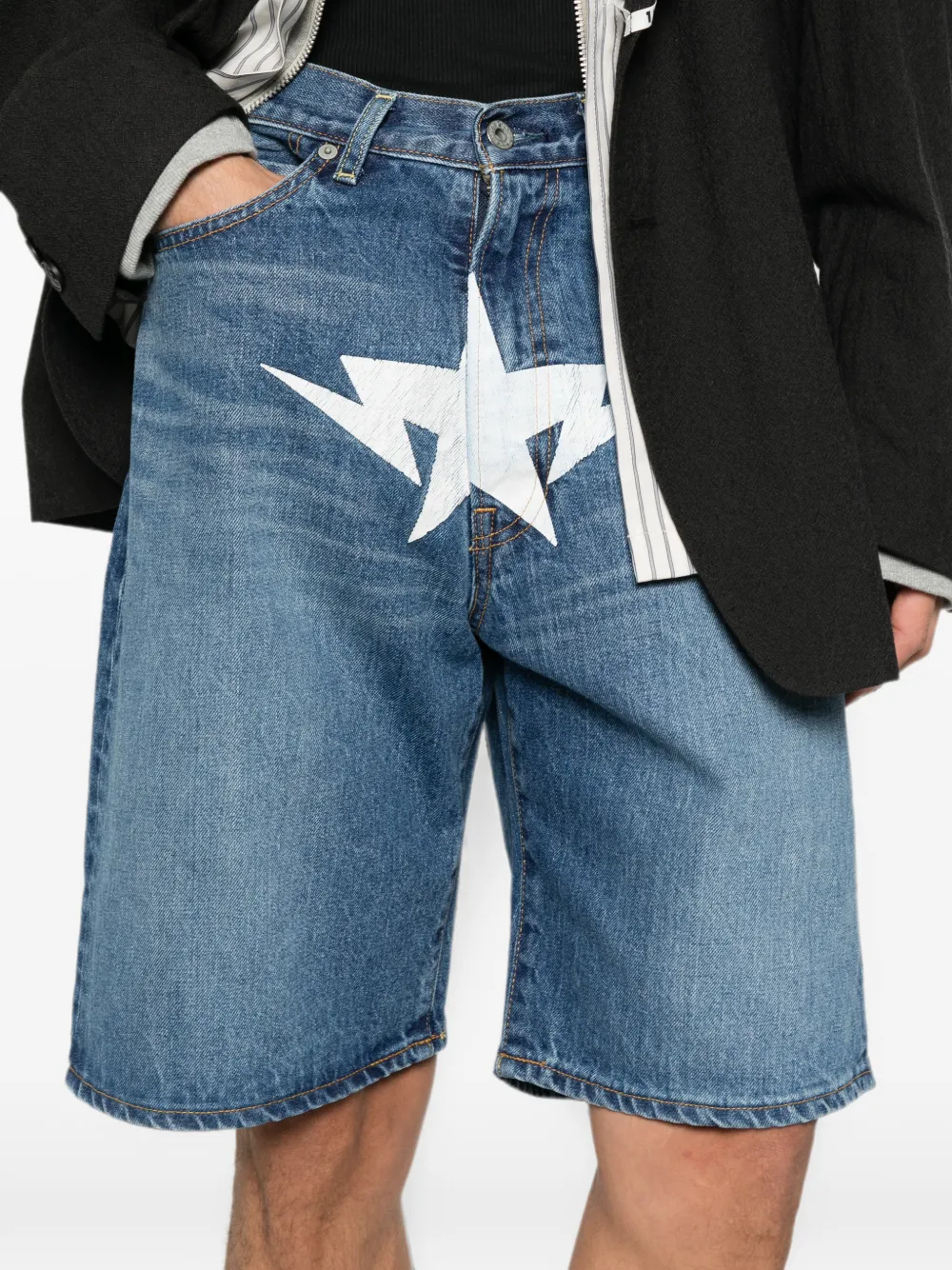 A BATHING APE Denim shorts met ster-print Blauw