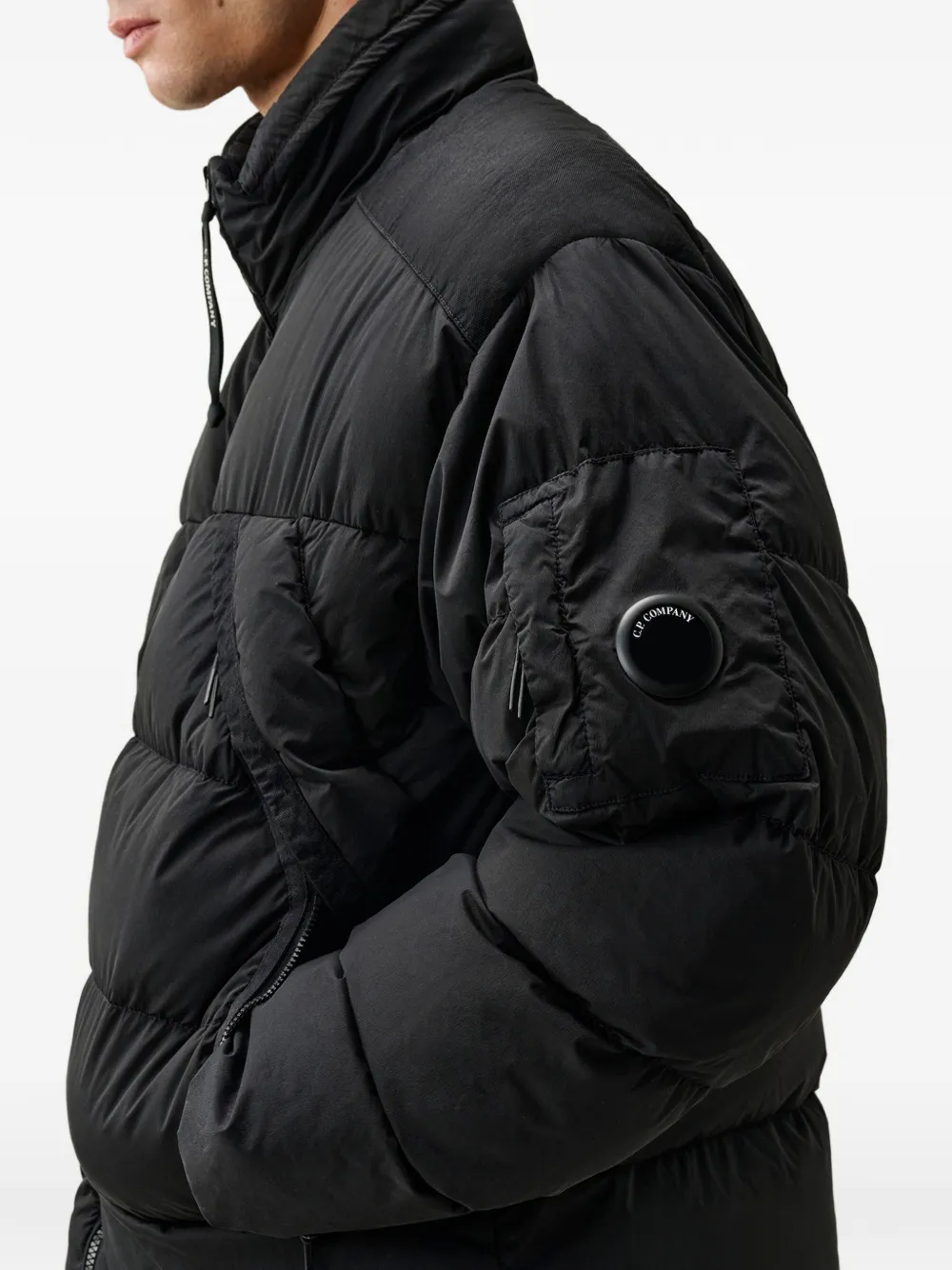 C.P. Company Nycra-R Lens hooded down jacket Zwart