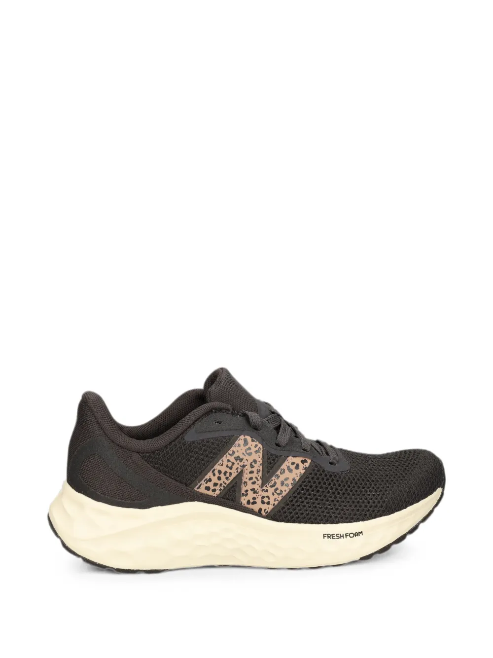 New Balance Sneakers Arishi v4 Fresh Foam con stampa leopardata - Nero