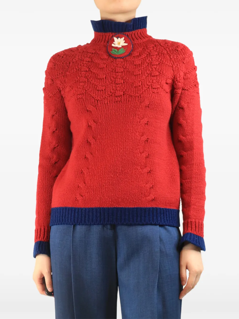 CHANEL Pre-Owned flower patch cable-knit sweater - Red