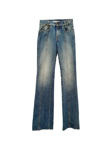 Alessandra Rich jeans acampanados con detalles de cristal 2021
