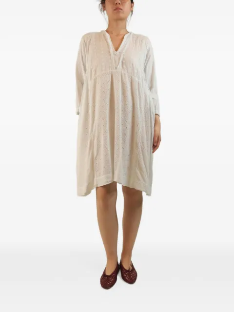 Dosa robe à broderie anglaise