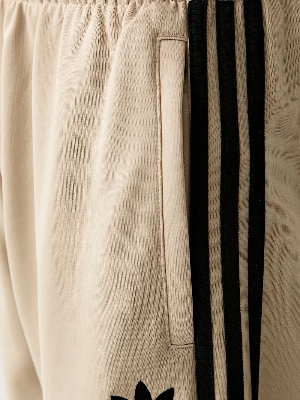 adidas logo-embroidered side-stripe track pants Beige