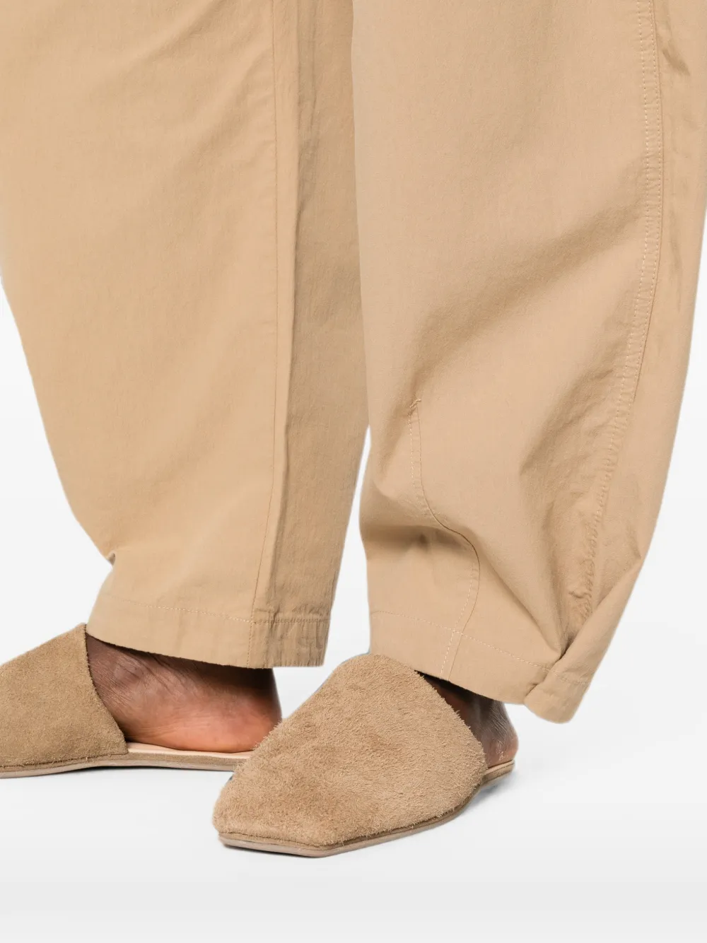 Soeur Lambert plooibroek met een martingale in lichtgewicht katoen Beige