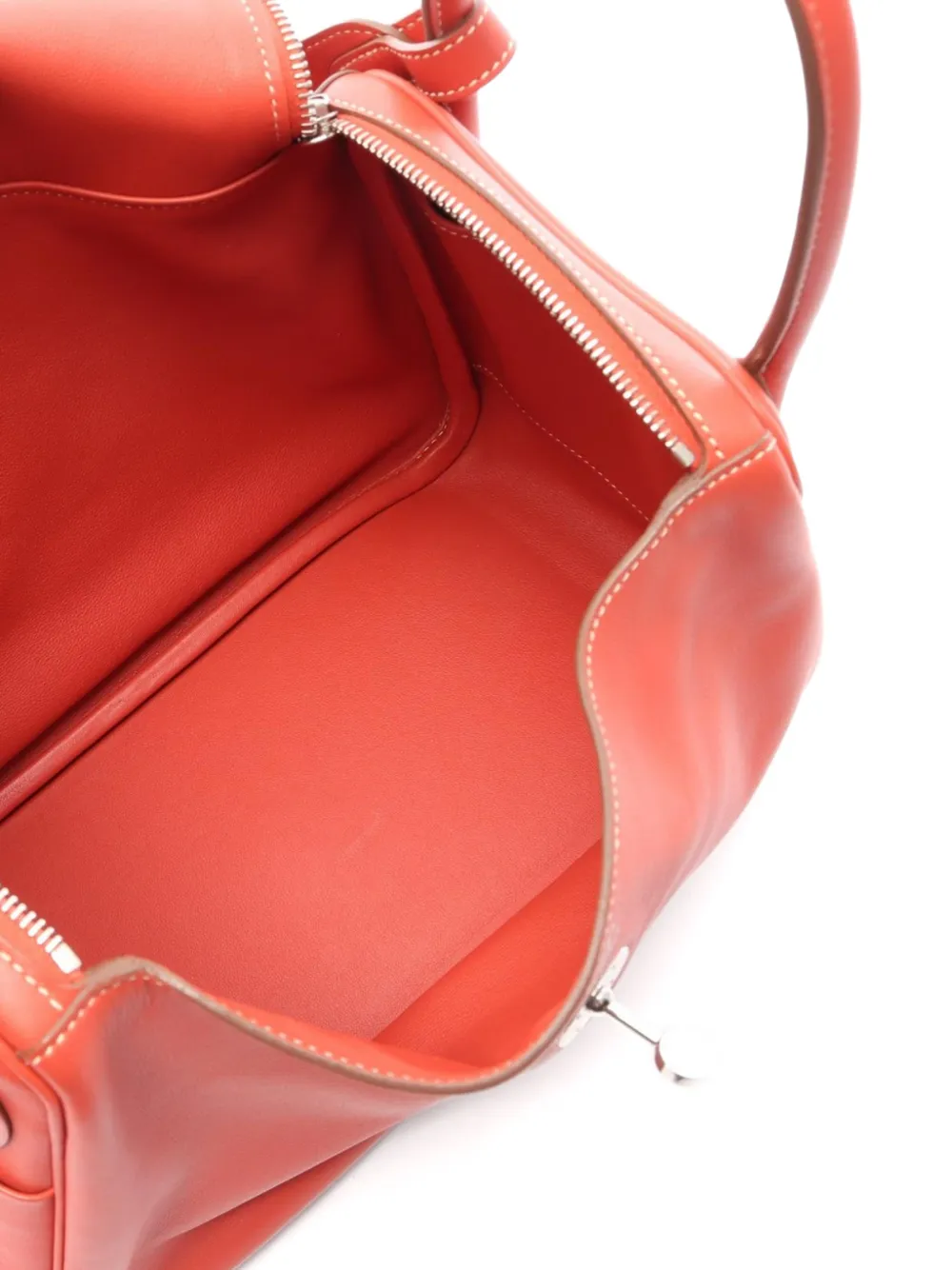 Hermès Pre-owned 2014 Lindy 30 Shoulder Bag in Orange, view 3