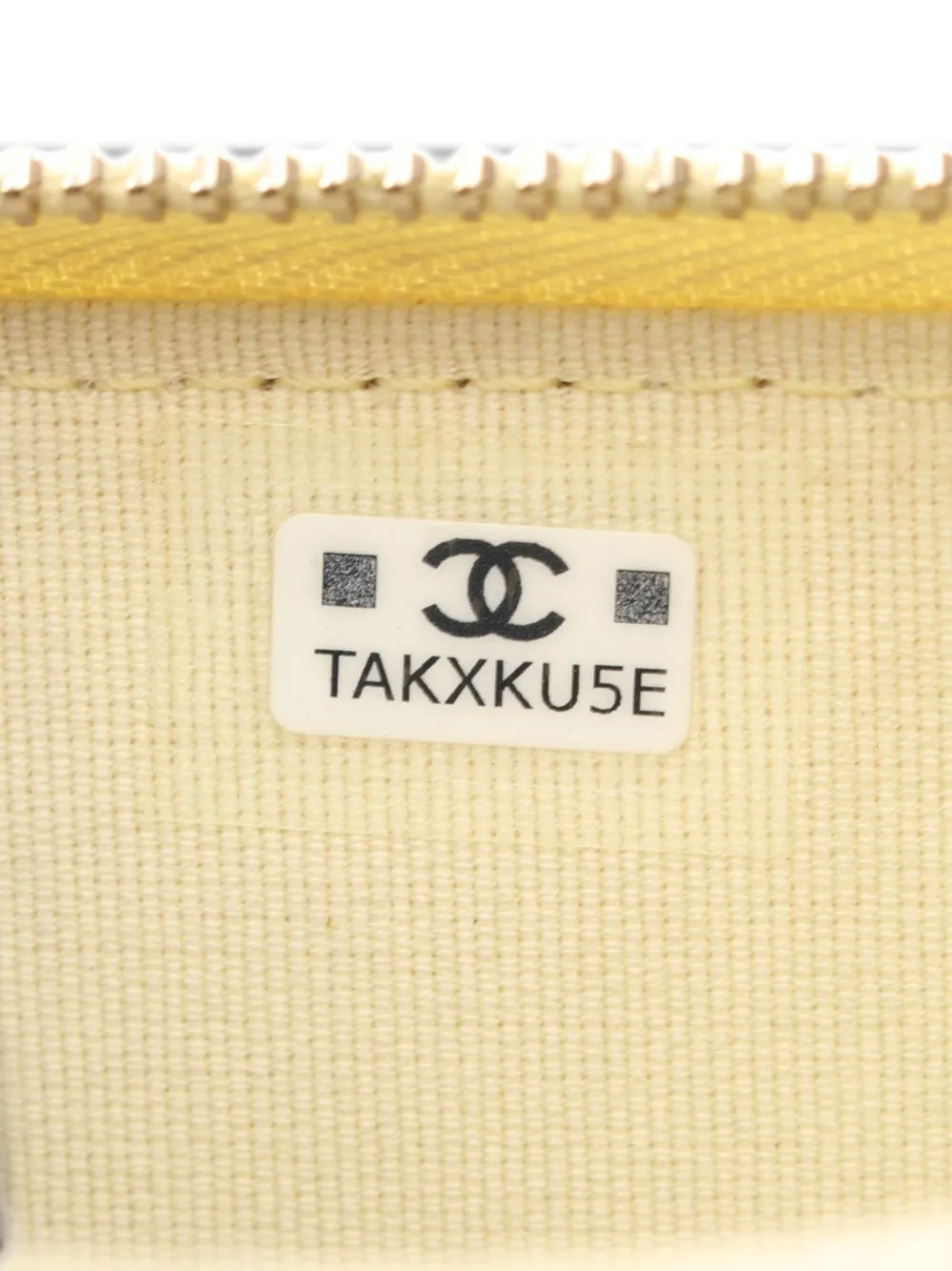 Chanel Pre-owned 19 Matelassé Wallet in Yellow, view 5
