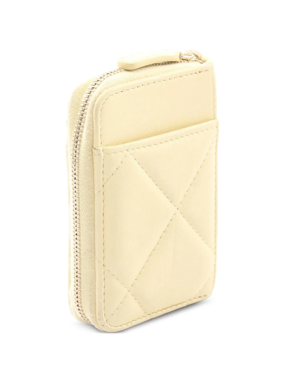 Chanel Pre-owned 19 Matelassé Wallet in Yellow, view 2