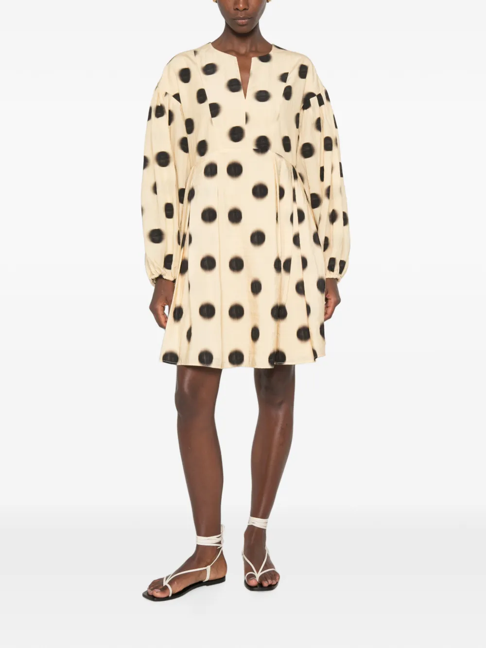 Stine Goya Jurk met ballonmouwen en stippen Beige